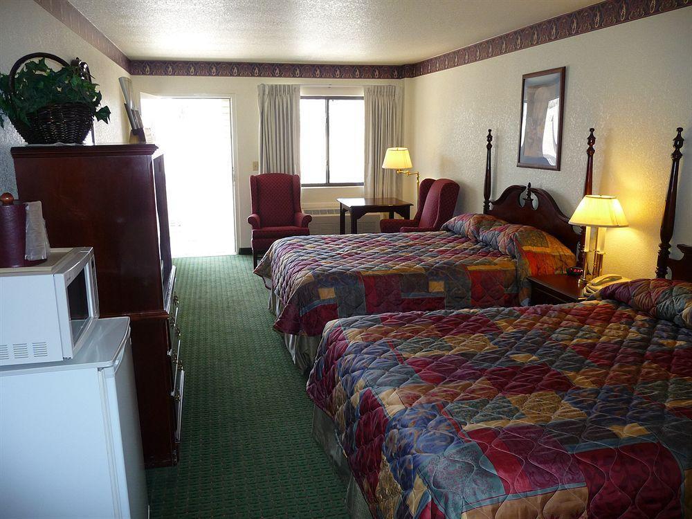 The Kc Motel שואו לואו מראה חיצוני תמונה