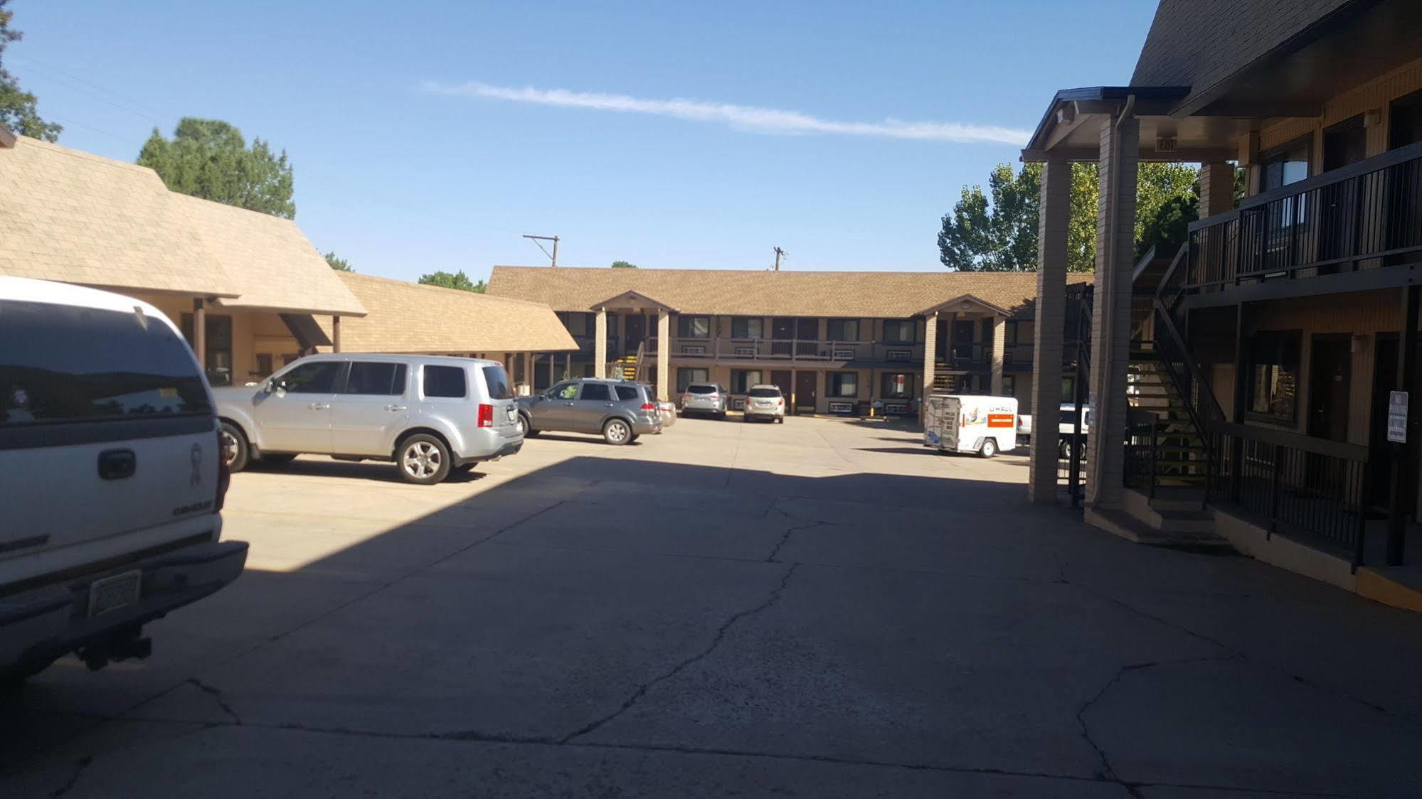 The Kc Motel שואו לואו מראה חיצוני תמונה
